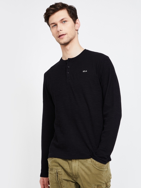 

UCLA Men Black Solid Henley Neck T-shirt