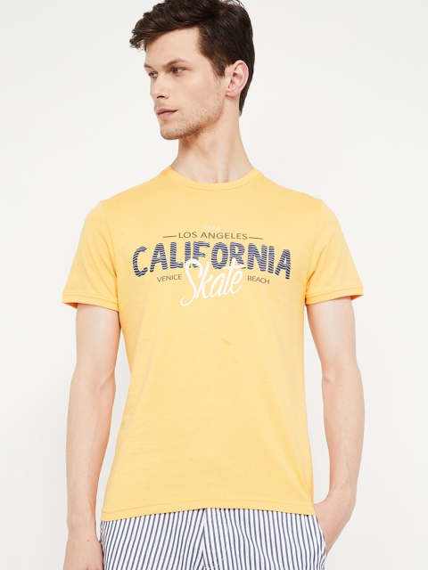 

UCLA Men Yellow Printed Round Neck T-shirt