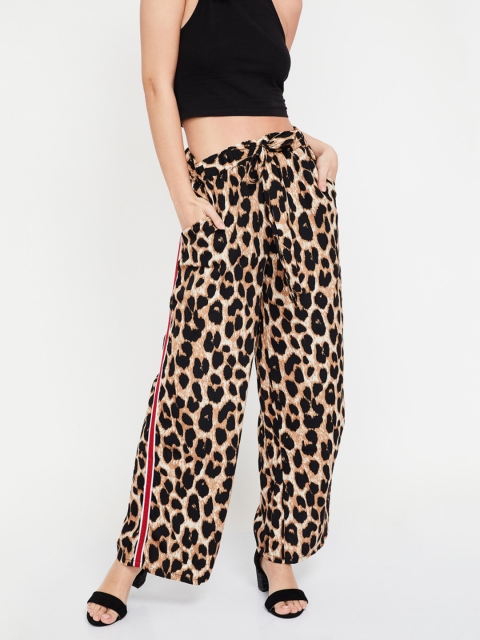 

Ginger by Lifestyle Women Brown & Black Regular Fit Printed Regular Trousers