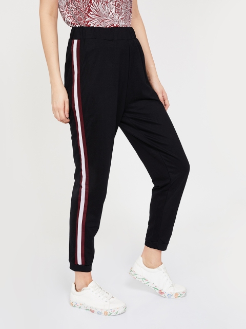 

Ginger by Lifestyle Women Black Regular Fit Solid Joggers