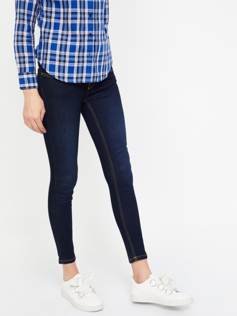 

Ginger by Lifestyle Women Blue Straight Fit Mid-Rise Clean Look Jeans