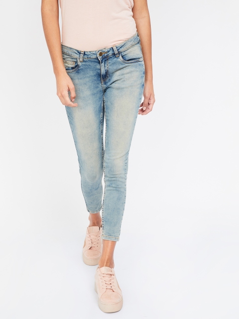 

Ginger by Lifestyle Women Blue Slim Fit Mid-Rise Clean Look Jeans