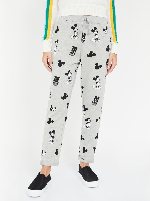 

Ginger by Lifestyle Women Grey Regular Fit Printed Peg Trousers