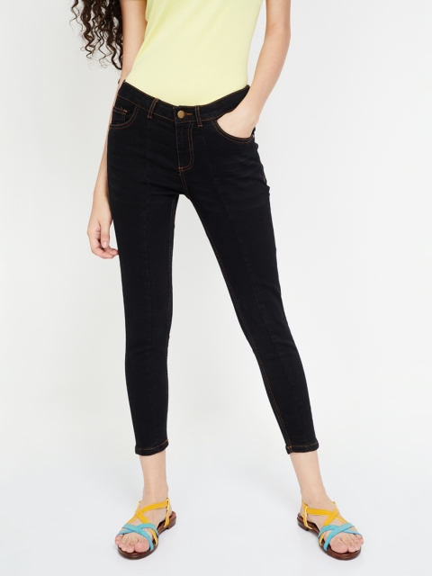 

Ginger by Lifestyle Women Black Straight Fit Mid-Rise Clean Look Jeans
