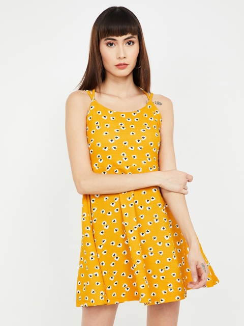 

Ginger by Lifestyle Women Yellow & White Floral Printed Fit and Flare Dress