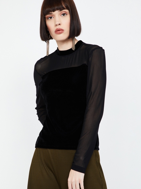 

Ginger by Lifestyle Women Black Solid Fitted Top