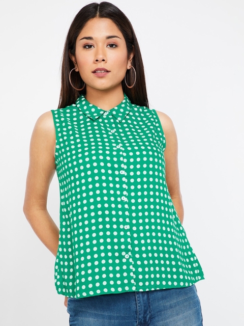 

Ginger by Lifestyle Women Green & White Regular Fit Printed Casual Shirt