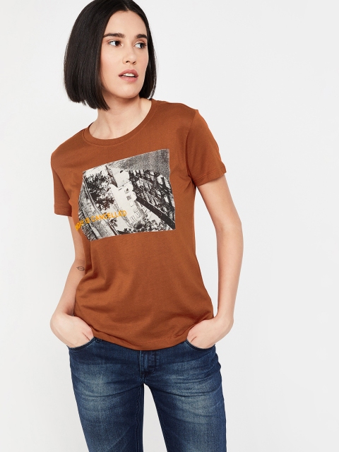 

Ginger by Lifestyle Women Brown Printed Round Neck T-shirt