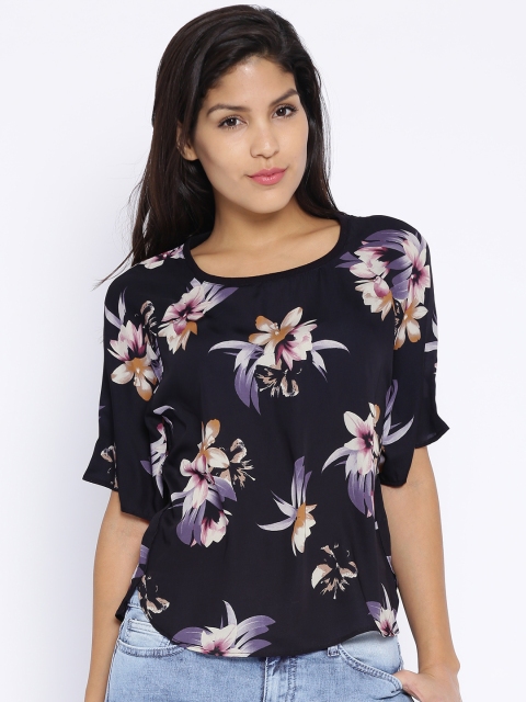 

ONLY Black Floral Print Polyester Top