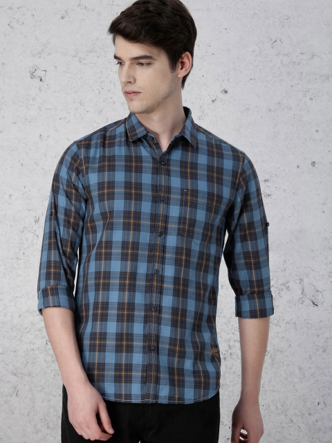 

Ecko Unltd Men Blue & Olive Green Slim Fit Checked Casual Shirt
