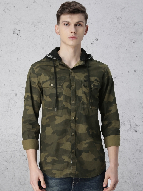 

Ecko Unltd Men Olive Green Slim Fit Printed Casual Shirt