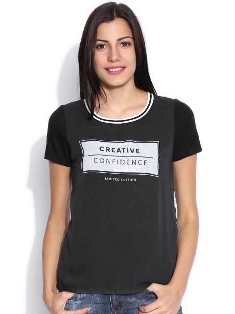 

ONLY Black Printed T-shirt