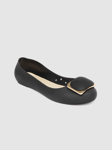 

Tresmode Women Black Solid Ballerinas