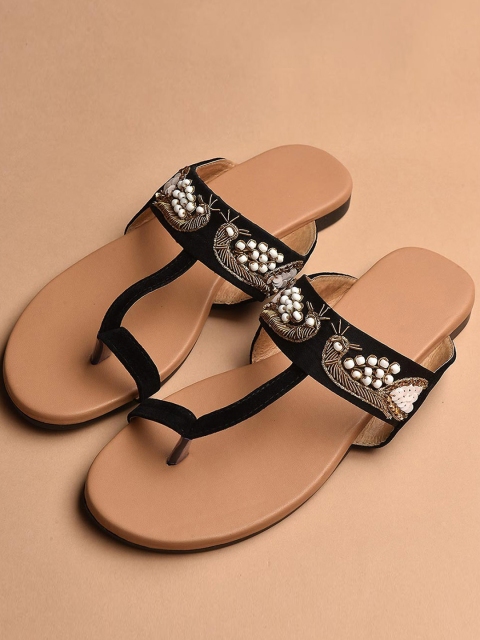 

Street Style Store Women Black Embellished One Toe Flats