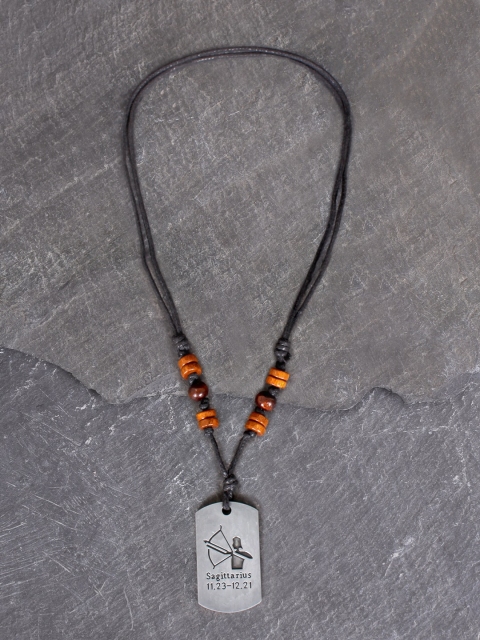 

UNKNOWN by Ayesha Men Silver-Toned & Black Sagittarius Sign Necklace