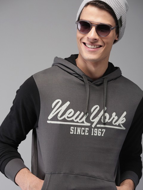 

HERE&NOW Men Grey Printed Hooded Sweatshirt