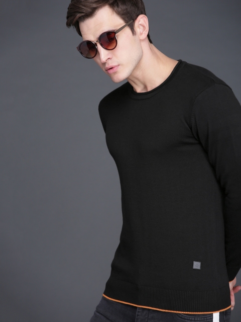 Men Black Slim Fit Solid Sweater