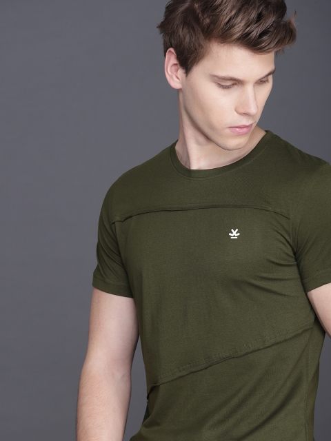 

WROGN Men Olive Green Slim Fit Solid Round Neck T-shirt