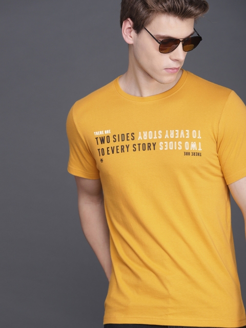 

WROGN Men Mustard Yellow Printed Slim Fit Round Neck Pure Cotton T-shirt