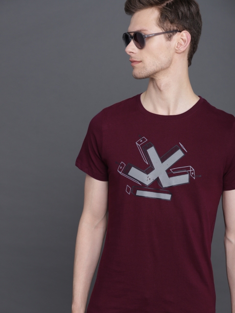 

WROGN Men Maroon Printed Round Neck T-shirt