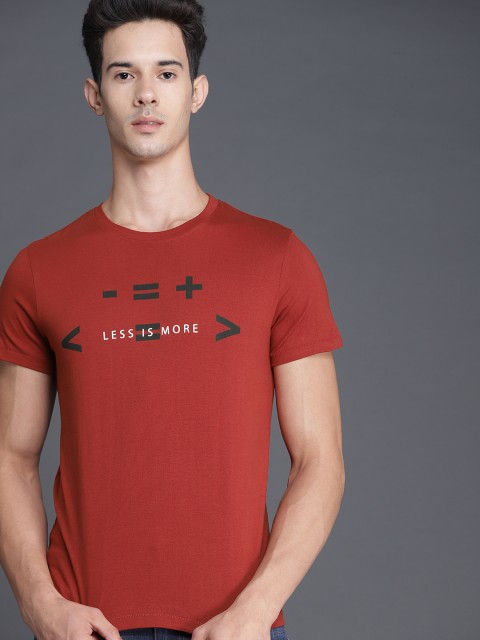 

WROGN Men Rust Red Printed Round Neck Slim Fit T-shirt