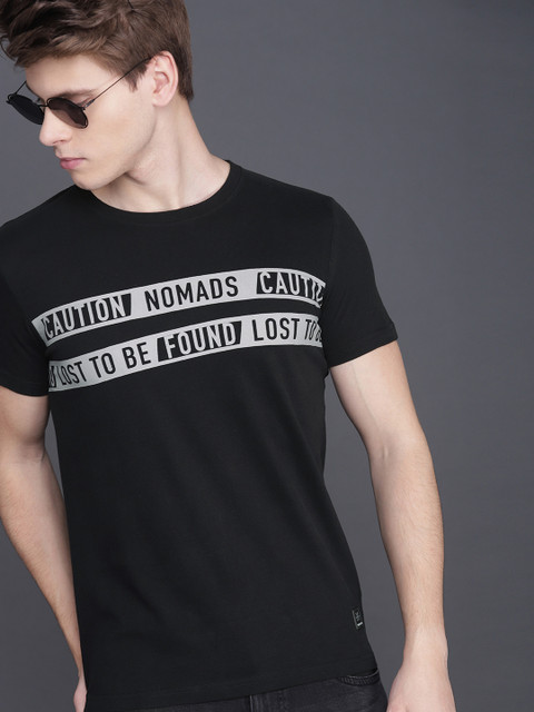 

WROGN Men Black Slim Fit Printed Round Neck T-shirt