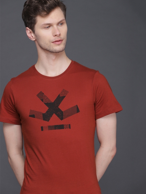 

WROGN Men Rust Orange Printed Slim Fit Round Neck T-shirt