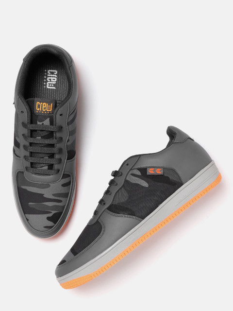 

Crew STREET Men Grey Camouflage Print Sneakers