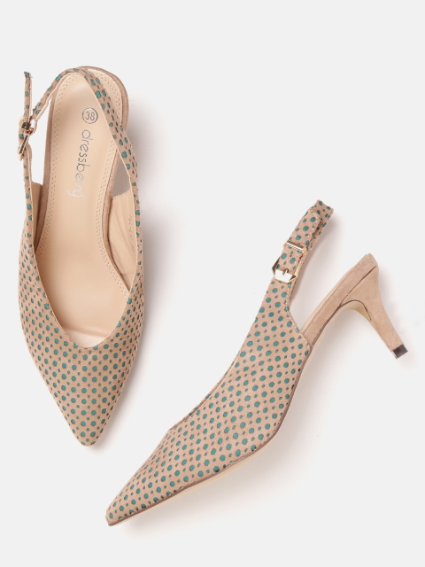 

DressBerry Women Beige & Green Textured Pumps