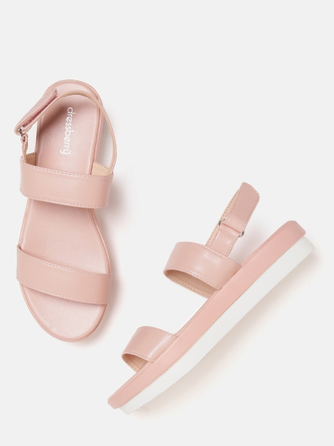 

DressBerry Women Pink Solid Flatforms
