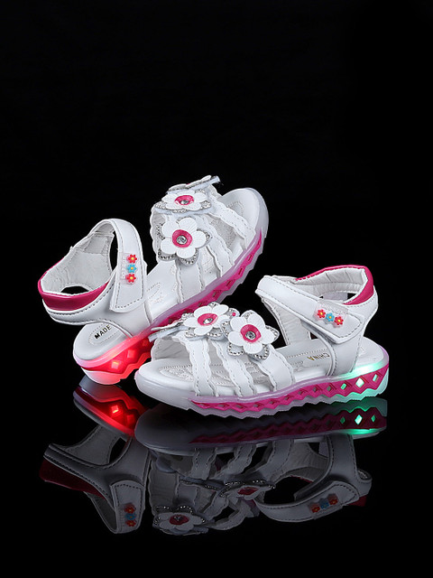 

Walktrendy Girls White Comfort Sandals