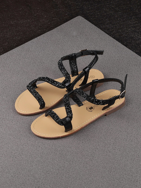 

Walktrendy Girls Black Embellished Open Toe Flats