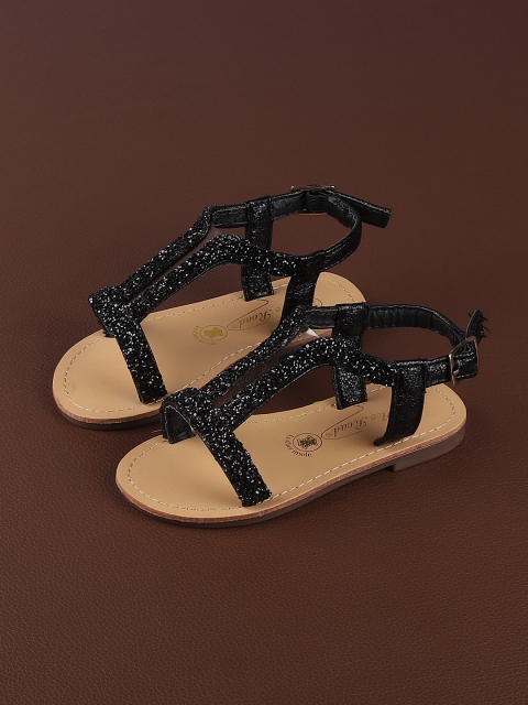 

Walktrendy Girls Black Embellished Open Toe Flats