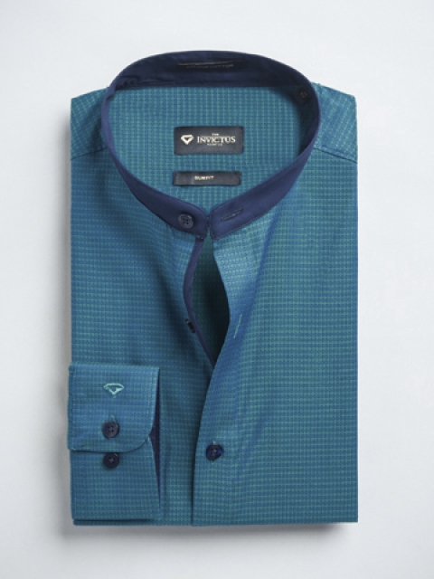 

INVICTUS Green Slim Fit Work Essentials Shirt