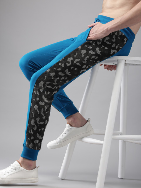 

HERE&NOW Men Blue & Grey Solid Joggers