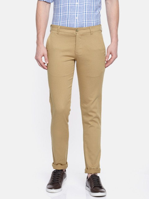 

Parx Men Khaki Lowell Tapered Fit Self Design Regular Trousers