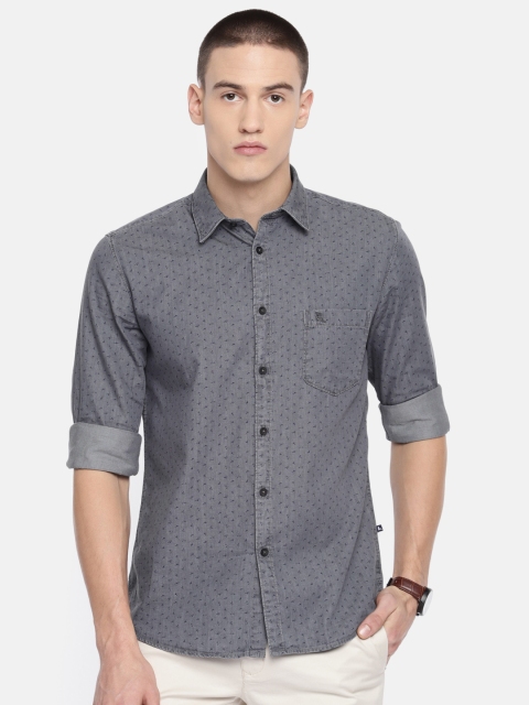 

Parx Men Grey Slim Fit Self Design Casual Shirt