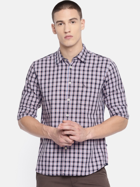 

Parx Men Red & Navy Slim Fit Checked Casual Shirt