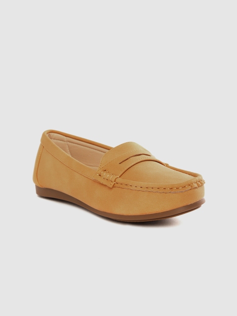 

Van Heusen Woman Tan Brown Loafers
