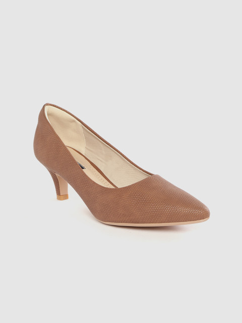 

Van Heusen Woman Brown Snakeskin Textured Pumps