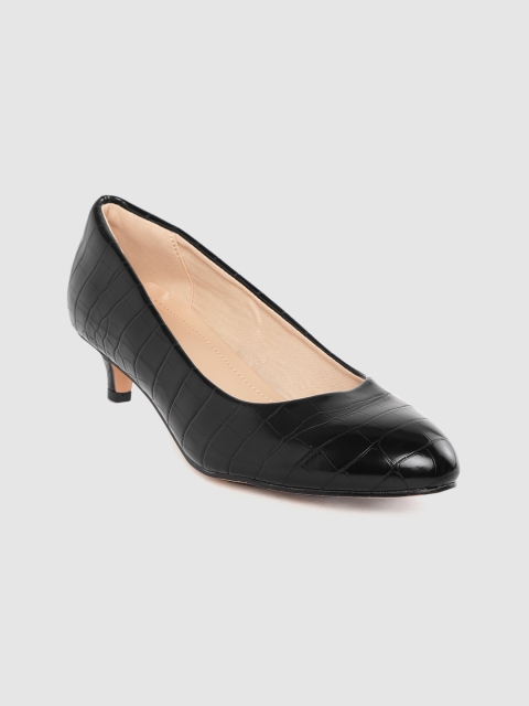 

Van Heusen Woman Black Croc Pattern Pumps