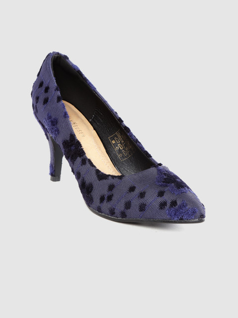 

Van Heusen Woman Navy Blue Woven Design Pumps