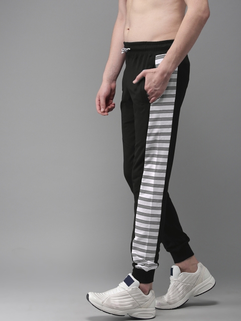 

Moda Rapido Men Black & White Colourblocked Joggers