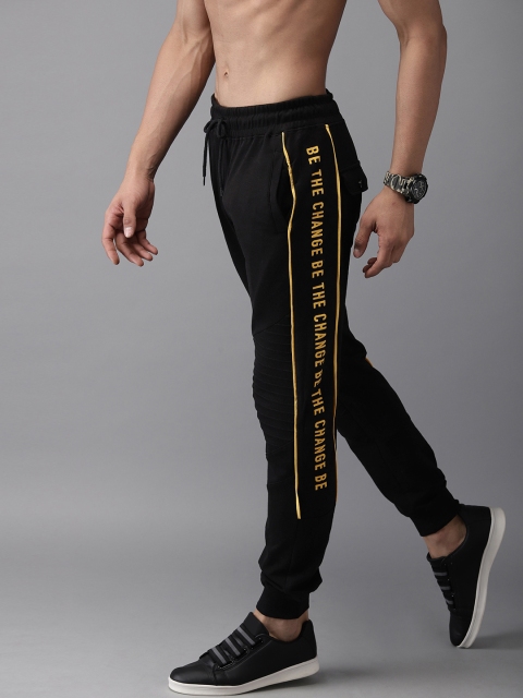 

Moda Rapido Men Black Printed Joggers