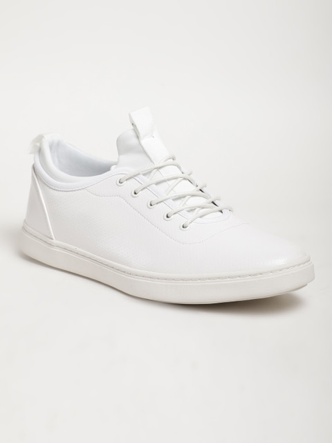 

LOCOMOTIVE Men White Sneakers