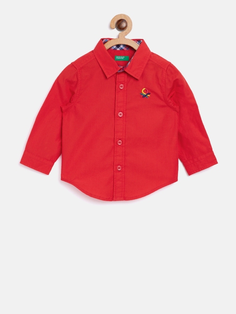 

United Colors of Benetton Boys Red Regular Fit Solid Casual Shirt