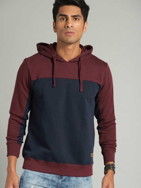 

Roadster Men Maroon & Navy Blue Colourblocked Hooded Sweatshirt, Burgundy