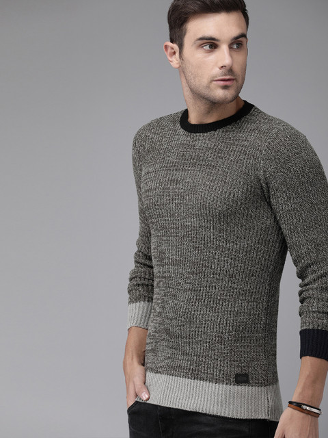 

Roadster Men Olive Green & Grey Self Design Pullover Sweater