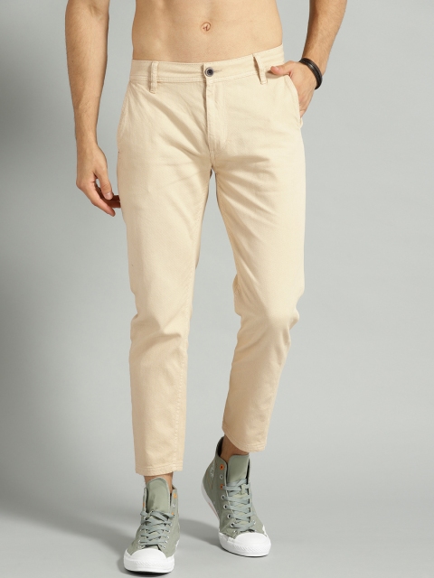 

Roadster Men Cream-Coloured Slim Fit Textured Regular Trousers