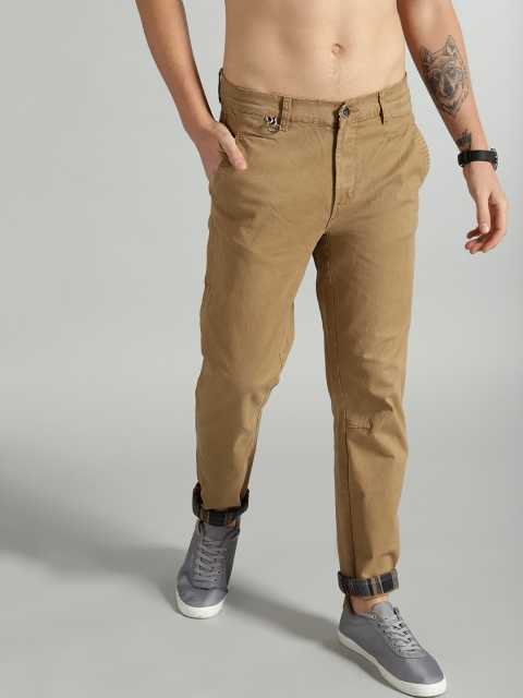 

Roadster Men Khaki Slim Fit Solid Chinos